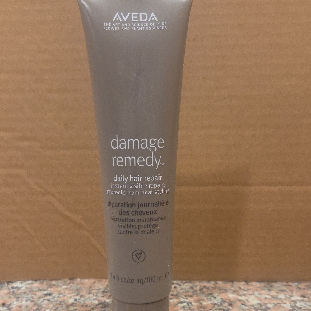 AVEDA Hair Care Collection - Coral, Charcoal, Deep Purple - Picture 4 of 8